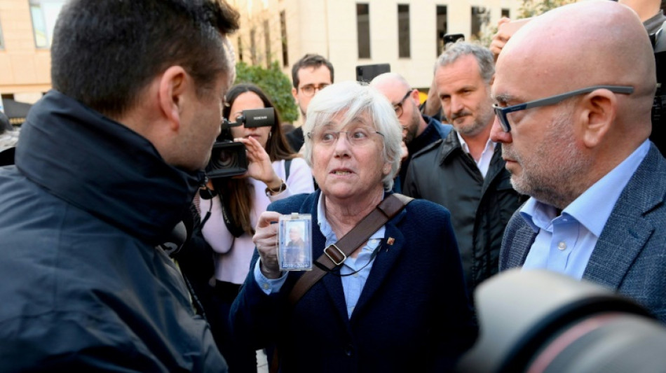 Une ind&eacute;pendantiste catalane laiss&eacute;e en libert&eacute; &agrave; son retour en Espagne apr&egrave;s 5 ans d'exil