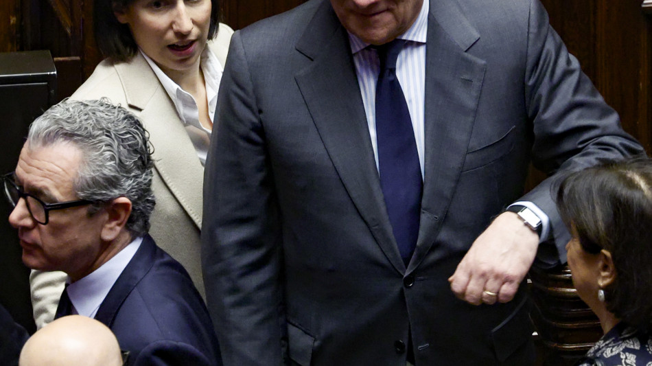 Schlein chiama Tajani, preoccupazione per l'attacco americano al Venezuela