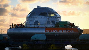 La station polaire Tara a commenc&eacute; sa d&eacute;rive sur la banquise de l'Arctique