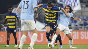 Serie A: la Lazio pareggia col Parma, colpo Cagliari a Verona