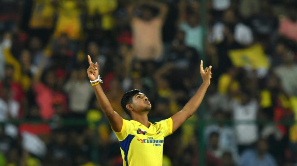 Chennai survive Du Plessis-Maxwell storm to beat Bangalore