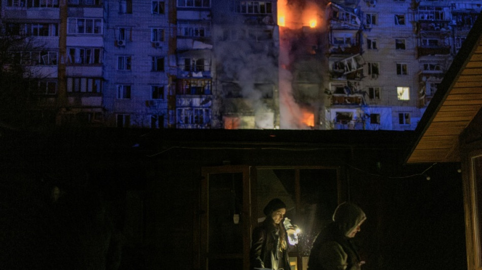 Sous fortes pressions militaire et politique, l'Ukraine va n&eacute;gocier aux Etats-Unis