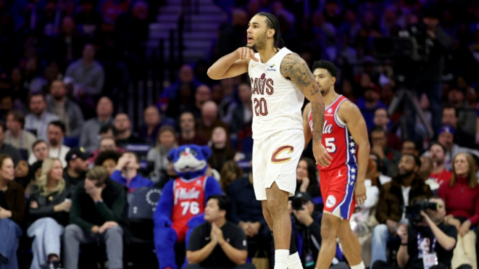 Harden steps up late as Clippers edge Raptors in overtime