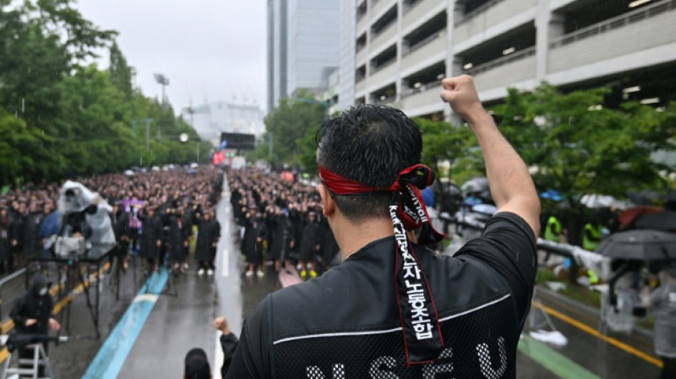 Streik f&uuml;r h&ouml;here L&ouml;hne: Tausende Samsung-Besch&auml;ftigte legen die Arbeit nieder