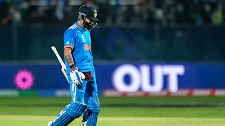 Kohli hits 95 as unbeaten India down New Zealand at World Cup