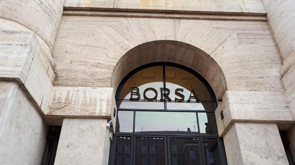 Borsa: Milano (+0,4%) resta sull'altalena con l'Europa, bene Mps e Mediobanca