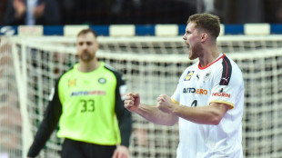 Tor-Spektakel gegen Serbien: Handballer st&uuml;rmen weiter