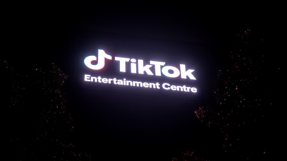 TikTok patteggia in Alabama le accuse di creare dipendenza nei giovani