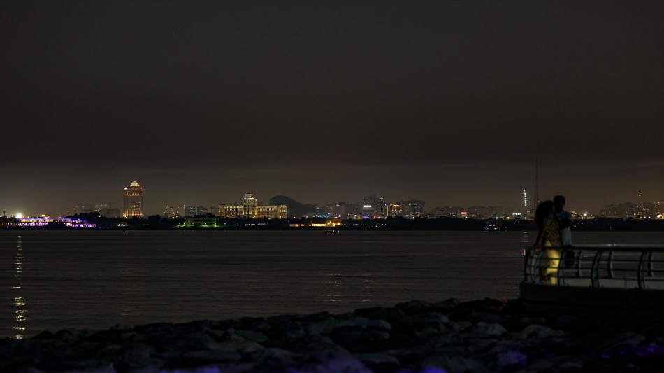 Studenti torinesi a Dubai per progetto Onu, spostati in altri hotel