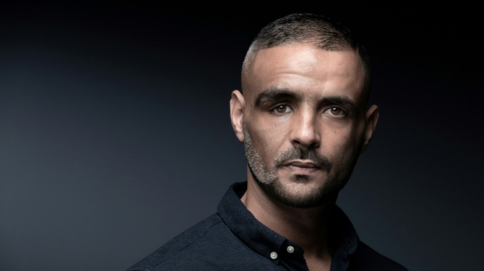Nordine, vis&eacute; par sept tirs policiers &agrave; Stains, un "miracul&eacute;" face &agrave; la justice