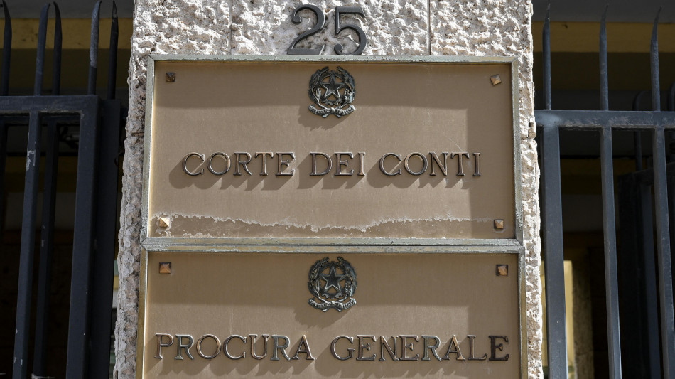 C.Conti, nessun giudizio su Ponte, valutazioni giuridiche