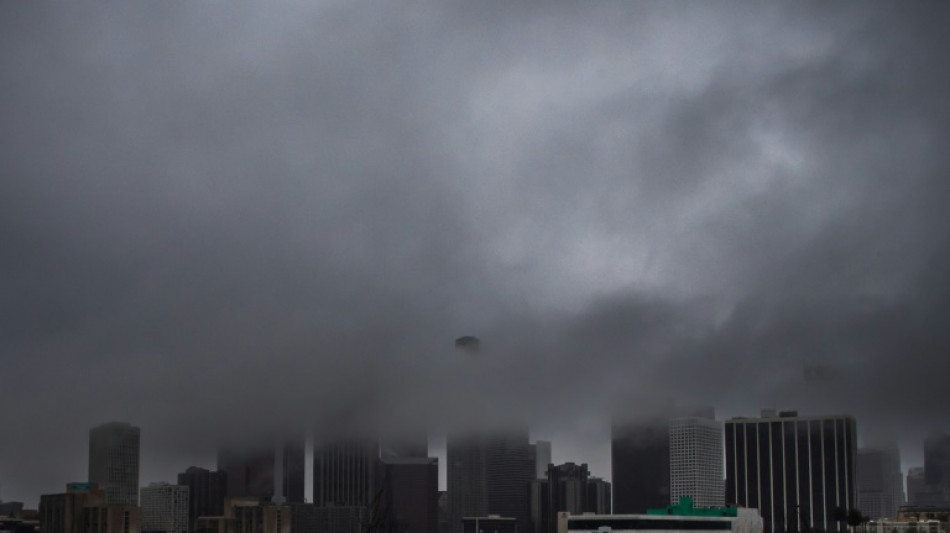 Companhias a&eacute;reas cancelam mais de mil voos nos EUA por tempestade de inverno