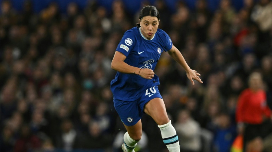 Chelsea aim to halt Man Utd uprising in Women's FA Cup final