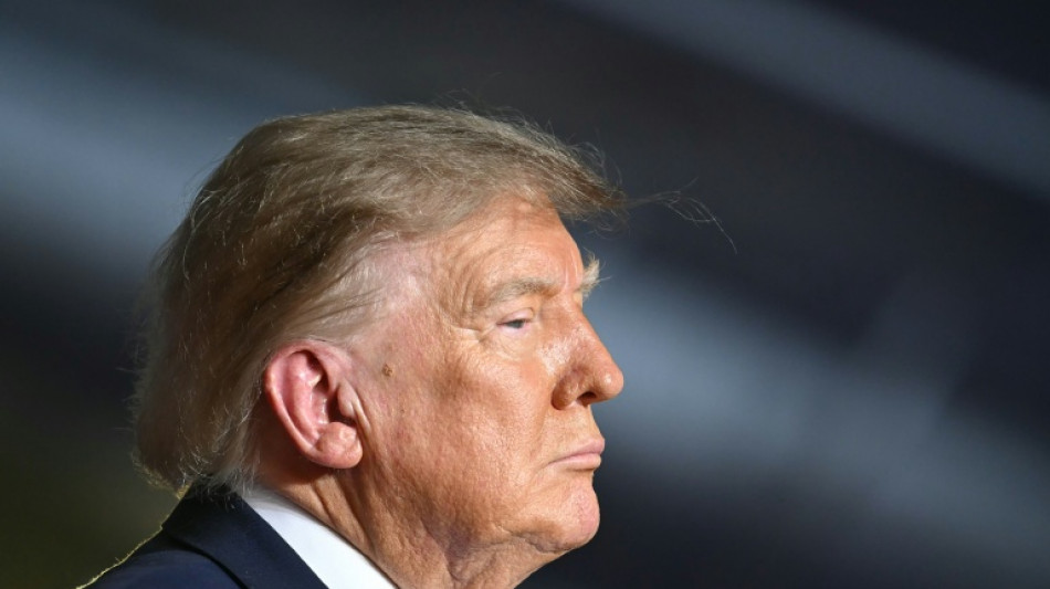 Trump approuve la mise &agrave; mort par peloton d'ex&eacute;cution de l'auteur d'une tuerie sur une base militaire