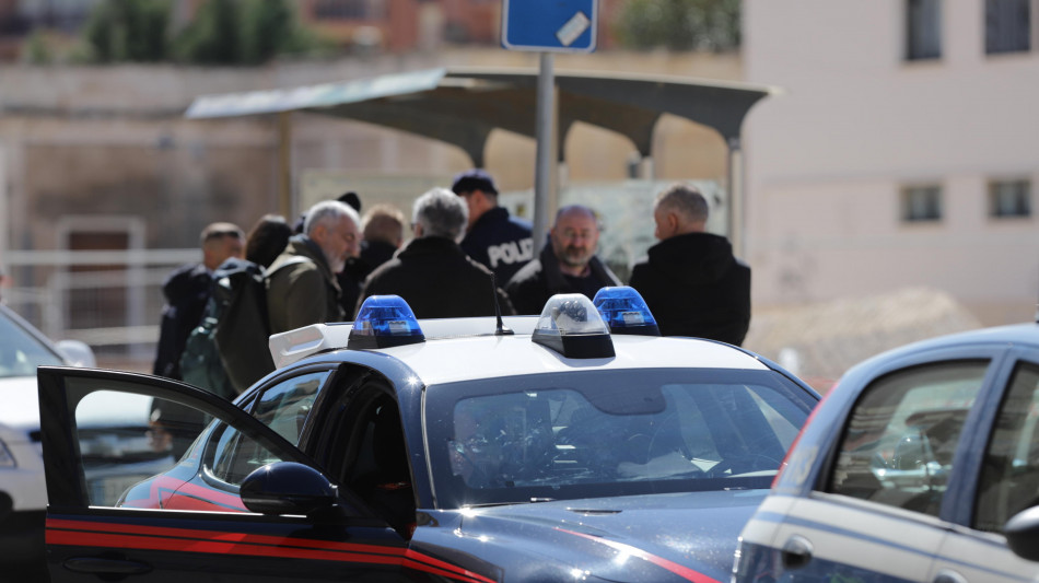 Accoltella donna in strada vicino Roma, arrestato