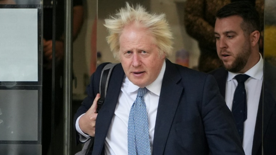 Confinamento antecipado poderia ter evitado 23 mil mortes por Covid na Inglaterra (investiga&ccedil;&atilde;o)