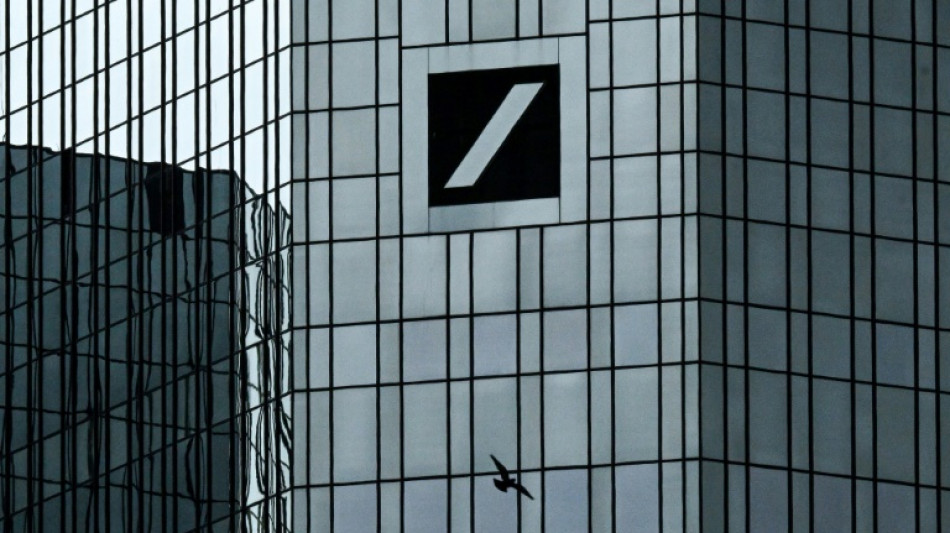 Rechtsstreit um Postbank-&Uuml;bernahme: Deutsche Bank verk&uuml;ndet Einigung mit Gro&szlig;teil der Kl&auml;ger