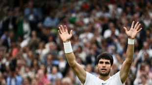 Wimbledon: le num&eacute;ro un mondial Carlos Alcaraz rejoint Novak Djokovic en finale
