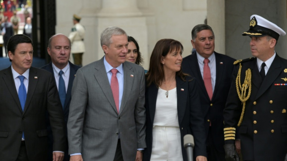 "Cuidadito le toca un pelo a un venezolano", dice Maduro al presidente electo de Chile