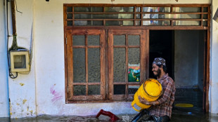 Mehr als 330 Tote durch Zyklon "Ditwah" in Sri Lanka - Colombo unter Wasser