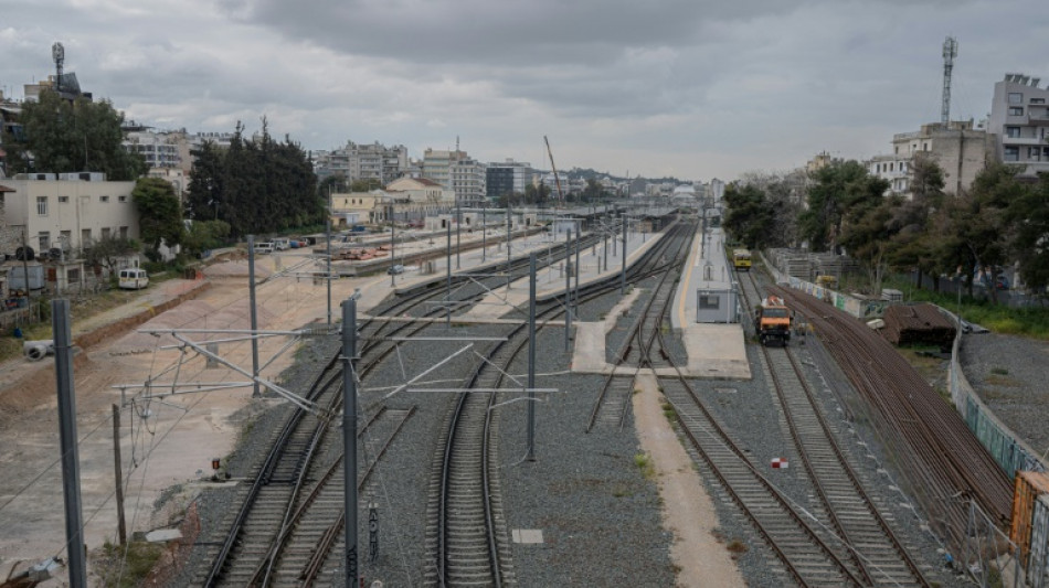 Gr&egrave;ce: indignation et vives tensions &agrave; l'ouverture du proc&egrave;s de la collision ferroviaire de Temp&eacute;