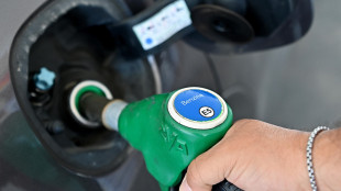 Prezzi dei carburanti al galoppo, benzina oltre 1,7 euro
