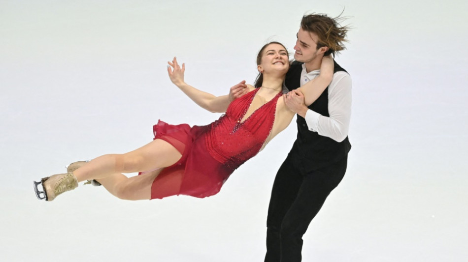 Dezimierte Eiskunstl&auml;ufer auf Rang zehn - USA vor Russland und China