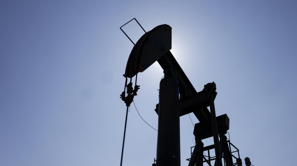 ++ Il Brent scivola a 116 dollari, Usa e Iran trattano ancora ++