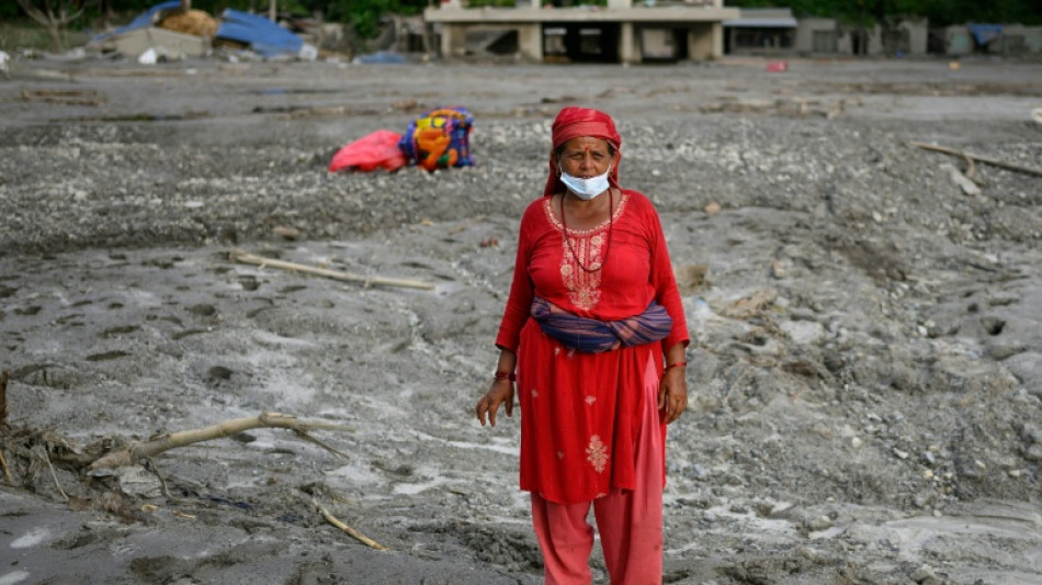 Amenaza de nuevas riadas tras el alud que dej&oacute; m&aacute;s de 580 muertos entre Nepal y China