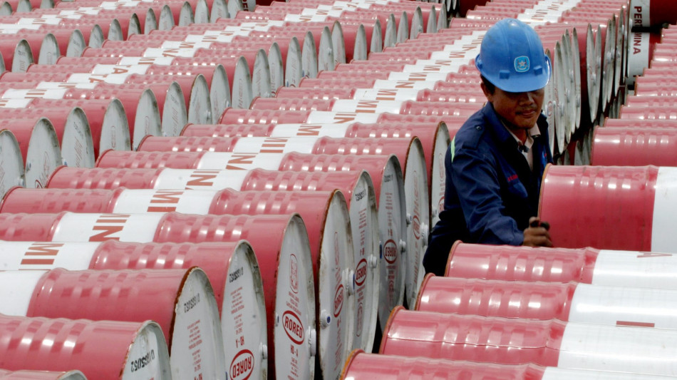 Il petrolio è in calo a New York a 60,92 dollari