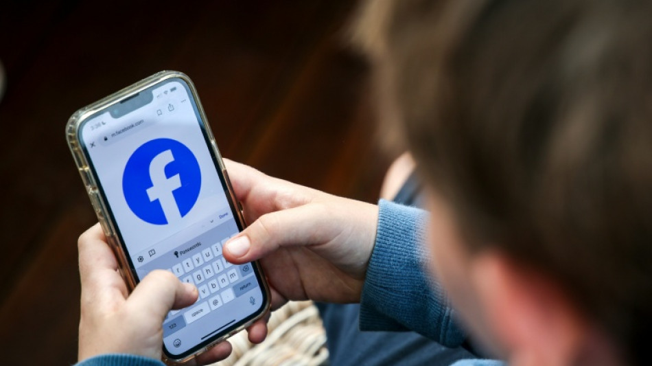 La France est en droit d'interdire les r&eacute;seaux sociaux aux moins de 15 ans, assure Bruxelles