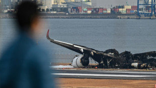 Collision &agrave; l'a&eacute;roport de Tokyo-Haneda: JAL dit que son avion &eacute;tait autoris&eacute; &agrave; atterrir