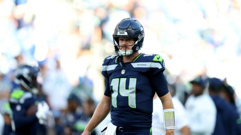 Seahawks beat Patriots again in NFL opener