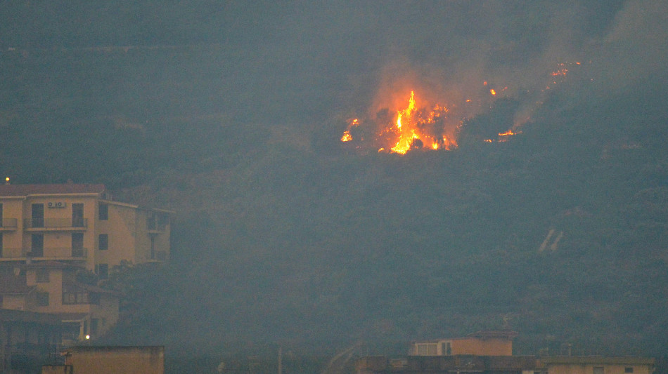 Abi, proroga 12 mesi a sospensione mutui per incendi in Sicilia