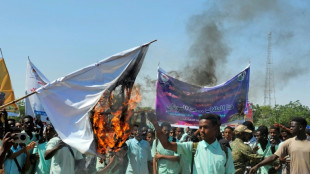 Paramilitares anunciam que aceitam proposta de trégua humanitária no Sudão