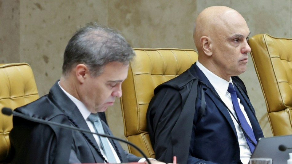 Los jueces del Supremo de Brasil chocan en una sesi&oacute;n in&eacute;dita, en v&iacute;speras de las elecciones