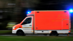 T&ouml;dliches Ungl&uuml;ck nach Panne in Hagen: Frau zwischen Auto und Laterne eigeklemmt