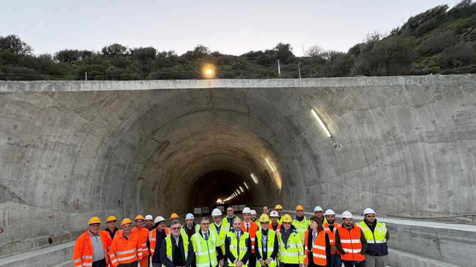 Statale 106, riparte il cantiere della Calabria, piano da 5 miliardi
