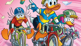 Giro: Nibali si 'paperizza', in sella con Topolino