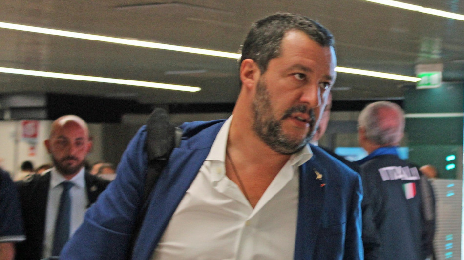 Salvini, il governo lavora tanto e bene e lo far&agrave; fino al 2027