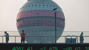 Borsa: Shanghai apre a -0,13%, Shenzhen a -0,76%