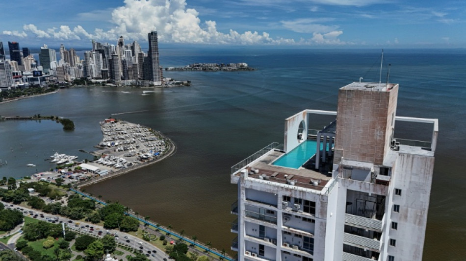 Major earthquake hits Panama, injures at least 27