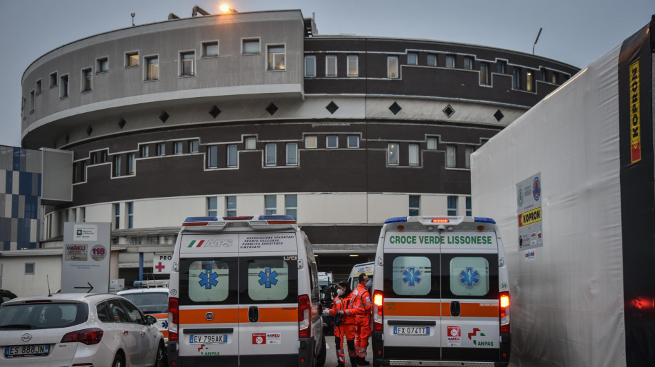 Centro referenza Aviaria, 'contatti paziente in Lombardia sono negativi