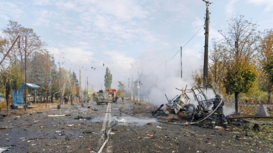Un bombardeo ruso contra dos autobuses en Ucrania deja 30 muertos