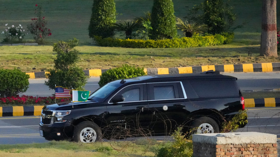 Axios, 'il viaggio di Vance rinviato a tempo indeterminato'