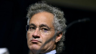 Stocks mostly drop as tech rally fades