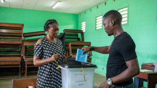 Les Gabonais votent sur la nouvelle Constitution, "tournant majeur" apr&egrave;s le putsch