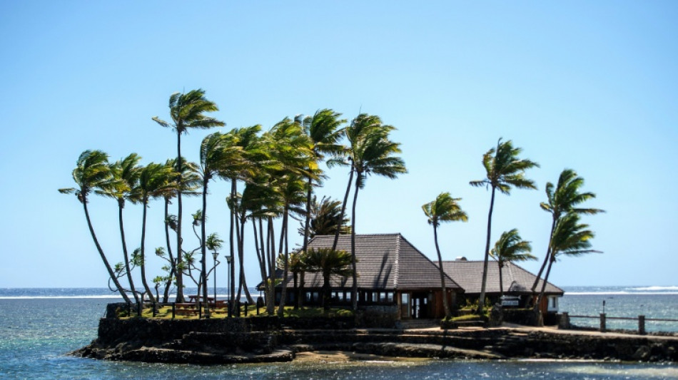 World powers gather in Pacific to chart climate battle