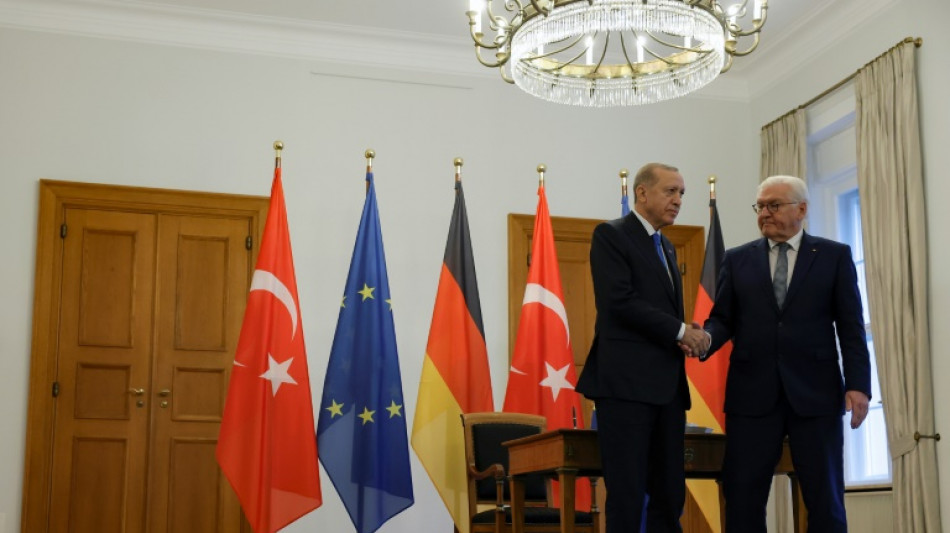 Steinmeier betont gegen&uuml;ber Erdogan Israels Recht auf Selbstverteidigung