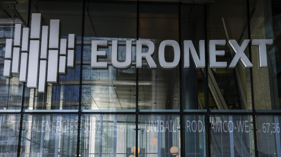 Borsa: Europa in ordine sparso, future positivi, Milano -0,95%